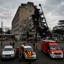 Liono universitete sprogo dujų balionai, yra nukentėjusiųjų