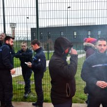 Po incidento Prancūzijoje 18 kalėjimų darbuotojai paskelbė streiką