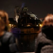 Paryžiaus katedros atstatymui lietuviai kol kas paaukojo mažiau nei tūkstantį eurų