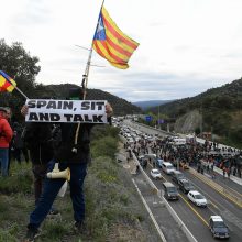 Katalonų separatistai užblokavo Ispaniją ir Prancūziją jungiančius greitkelius