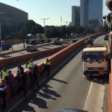 Barselonoje sunkvežimį su dujų balionais švedas pavogė po audringos nakties