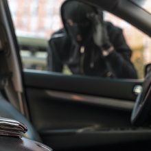 Klaipėdos rajone iš automobilio pavogta daugiau nei 5 tūkst. eurų