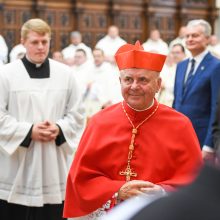 Prezidentas pasveikino S. Tamkevičių tapus kardinolu