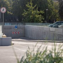 Vis daugiau miestiečių atranda Vienybės aikštės stovėjimo aikštelę