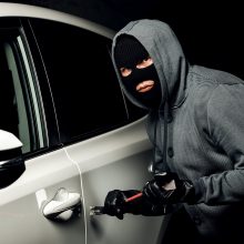 Klaipėdoje pavogtos BMW detalės, žala – apie 5 tūkst. eurų