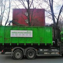 KRATC informuoja: tęsiamas didžiųjų atliekų surinkimas Klaipėdos kiemuose