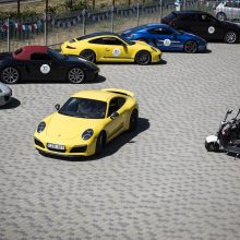 „Porsche“ spalvos: Lietuvoje pastebi kintančius pirkėjų norus