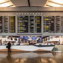 Kur bijo skristi net drąsiausi pasaulio pilotai: įdomiausi oro uostai