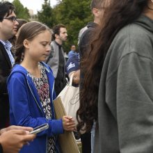 G. Thunberg su bendraminčiais surengė protestą prie Baltųjų rūmų