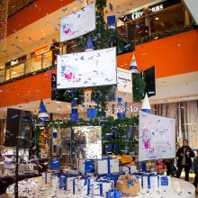 Įžiebta inovatyviausia Kalėdų eglutė Baltijos šalyse