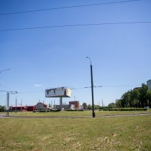 Kraupu: „Audi“ Kaune rėžėsi į stulpą – vairuotojas žuvo, trys žmonės sužaloti