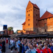 K. Kerbedis užkariavo Trakų pilį: tūkstantinė gerbėjų minia ir užminta intriga