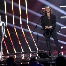 A. Pogrebnojus apie „Euroviziją“: tos basos raganaitės pusei vyrų „stogus nuneš“