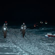 Kauno mariose nuskendęs „Subaru“ automobilis aptiktas, žmonių jame nerasta