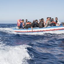 Graikija užkirto kelią dar 150 migrantų bandymui perplaukti Egėjo jūrą