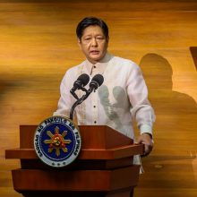 Filipinų prezidentas F. Marcosas: karas su narkotikais turi naują veidą