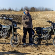 Lietuviai Ukrainos kariams siunčia ir motociklus