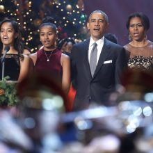 B. Obama dalyvavo tradiciniame švenčių sezono pradžios koncerte