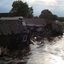 Potvynių nuniokotoje Irkutsko srityje V. Putinas paskelbė nepaprastąją padėtį