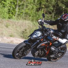 Rūpintis motociklininkų saugumu nesustoja: kviečia į nemokamą treniruotę „Nemuno žiede“ 