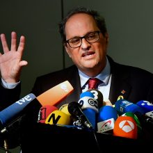 Ispanijos rinkimų komisija uždraudė Katalonijos prezidentui toliau eiti pareigas