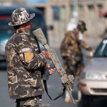 Kabule per mirtininko sprogdintojo ataką nužudytas įtakingas Talibano dvasininkas