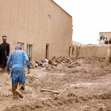 Centrinėje Afganistano dalyje per potvynius žuvo šeši žmonės ir nuplauta dešimtys namų