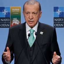 Turkijos vadovas: švedų narystė NATO bus parlamento prioritetas, bet tik spalį