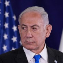 B. Netanyahu teigia, kad karinės operacijos Rafache yra būtinos kovojant su „Hamas“