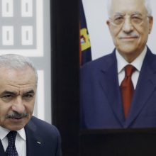Palestiniečių prezidentas priėmė vyriausybės atsistatydinimo pareiškimą