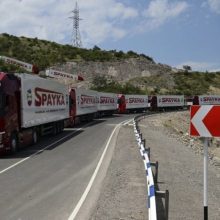 Azerbaidžanas derasi dėl sunkvežimio su humanitarine pagalba įvežimo į Kalnų Karabachą
