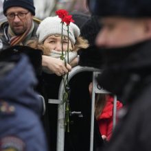 NVO: policija Rusijoje sulaikė mažiausiai 67 žmones, minėjusius A. Navalno laidotuves 