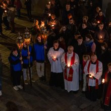 Kaune – įspūdinga kryžiaus kelio procesija