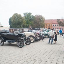 Ralyje „Aplink Lietuvą“ bus galima pamatyti ir istorinius automobilius 