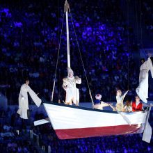 Rusija per olimpiados uždarymą papokštavo dėl neišsiskleidusio olimpinio žiedo