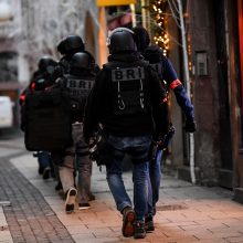 Strasbūro šaudynių įtariamasis tebėra laisvėje