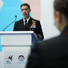 JAV karinis laivynas teigia konfiskavęs ginklų, gabentų iš Irano į Jemeną