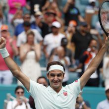 Šveicaras R. Federeris Majamyje iškovojo 101-ąjį ATP titulą