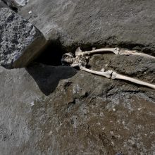Pompėja: archeologai rado naują išsiveržusio ugnikalnio auką