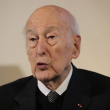 Buvęs Prancūzijos prezidentas V. Giscard d'Estaing`as paguldytas į ligoninę
