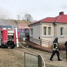 Pagramančio miestelyje liepsnojo medžio apdirbimo dirbtuvėlės