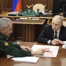 Rusija teigia susigrąžinusi kaimą kairiajame Dniepro upės krante