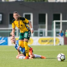 Lietuvos futbolininkės Baltijos taurės starte sužaidė lygiosiomis su Estija