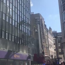 Londone kilo didžiulis gaisras
