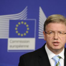ES nesvarsto sankcijų T. Carlsonui