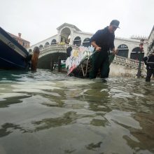 Potvynis Venecijoje: Šv. Morkaus bazilikoje tyvuliuoja vanduo