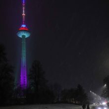 Vilnius švenčia miesto gimtadienį: šviečia TV bokštas, tiltai ir paminklai