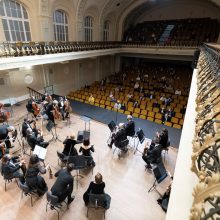 I. Šimonytė pasveikino Nacionalinę filharmoniją su gražiomis sukaktimis ir klausėsi koncerto