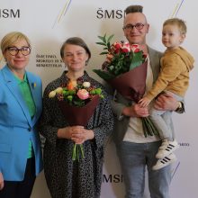 Ministrė J. Šiugždinienė įteikė Vaikų literatūros premiją