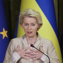 Europos Komisijos pirmininkė giria Ukrainos pažangą vykdant reformas karo akivaizdoje